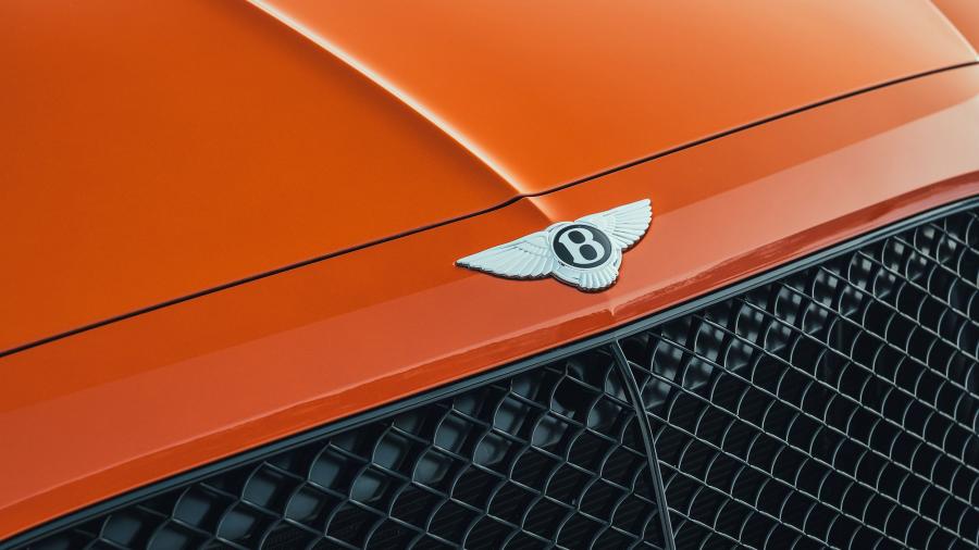 Детали экстерьера Bentley Bentayga V8 2018 года  (WW) (фото 41 из 49)